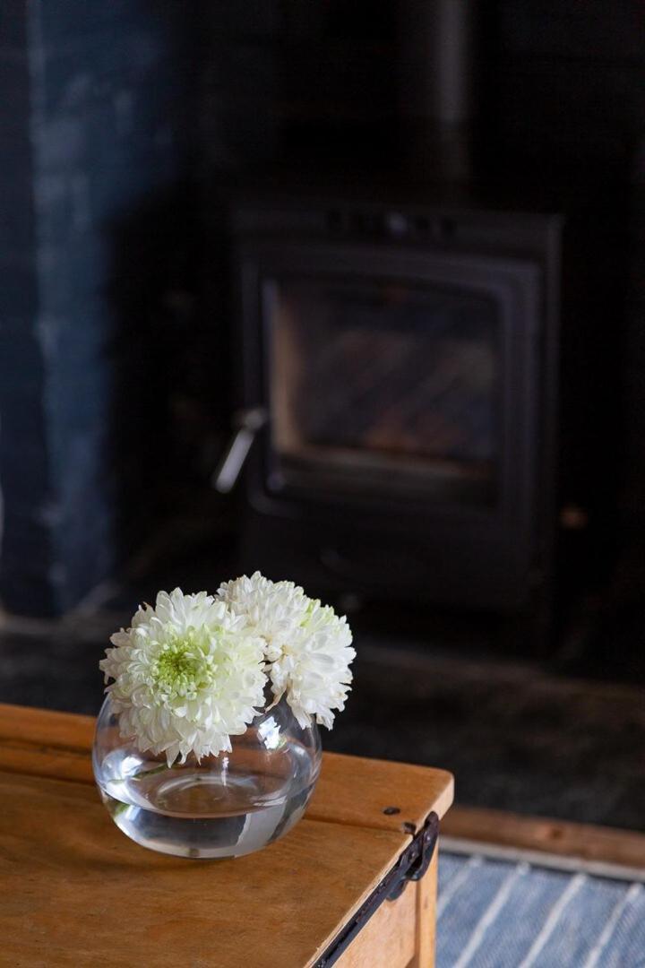 Charlestown Cottage, Woodburner, Gardens & Parking エクステリア 写真